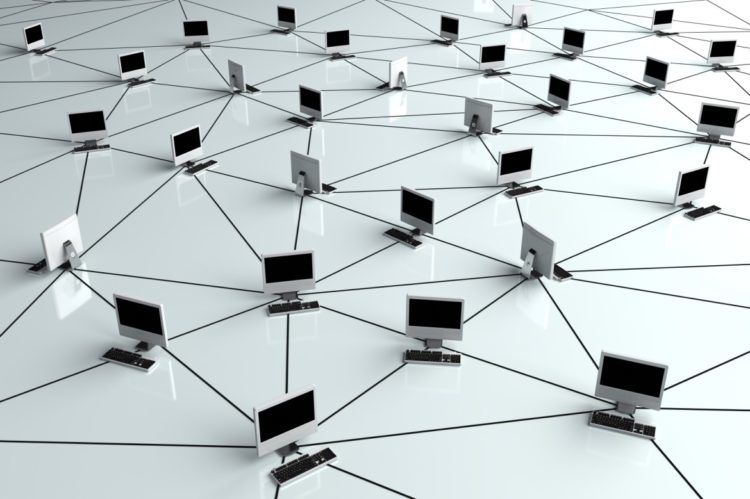 Ant Media Server supports clustering